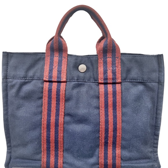 HERMES Distressed Navy Striped
Fourre Tout PM Tote Bag Set of 2 - Picture 13 of 16